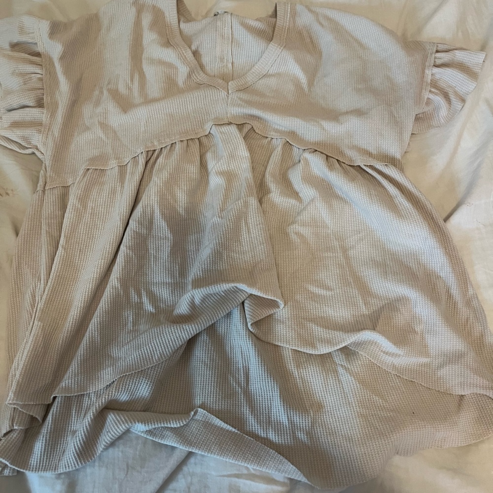 Altar’d state flowy top